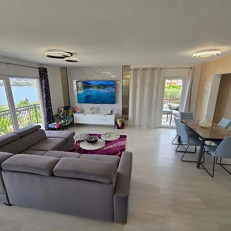 Lux Adriatica Appartement *